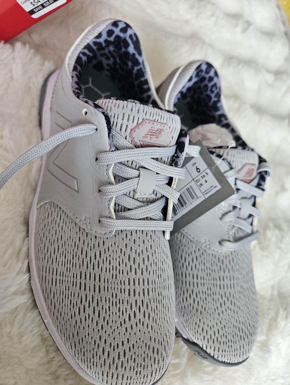 New In Box New Balance Womens Fresh Foam Breathe Golf Shoes - Light Grey Sz 6 - Picture 2 of 13
